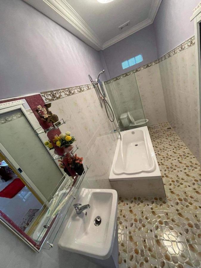 Mabuhay Guesthouse Кампот Экстерьер фото