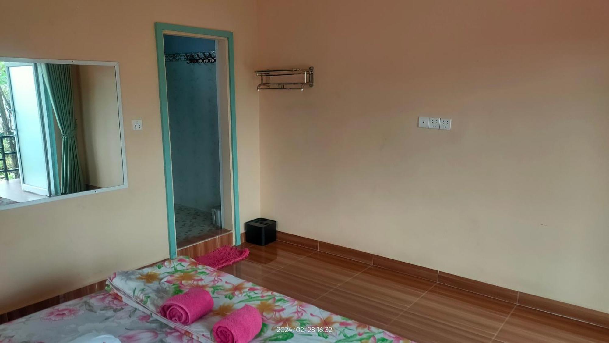 Mabuhay Guesthouse Кампот Экстерьер фото