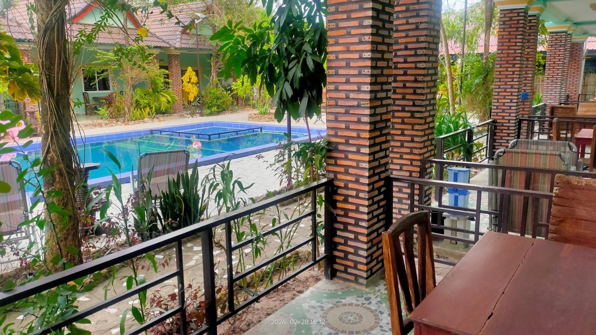 Mabuhay Guesthouse Кампот Экстерьер фото